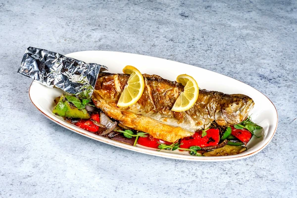 Grillezett pisztráng grillzöldségekkel